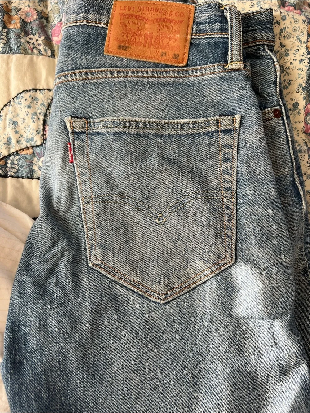 Levi's Men's Light Blue Slim Straight Jeans with Leather Patch